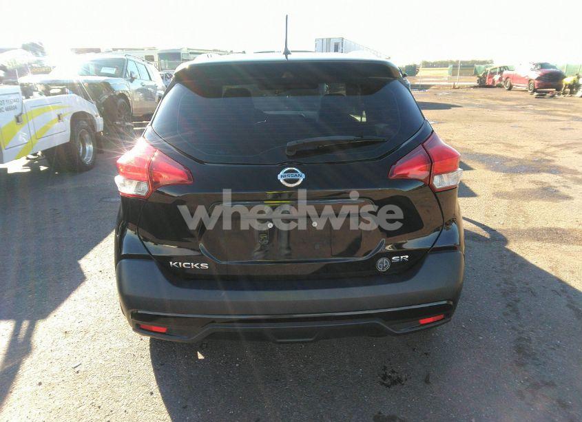 Photo 17 of 2019 Nissan Kicks SR (VIN 3N1CP5CU7KL535128)