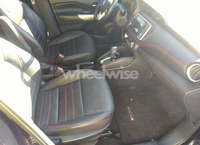 Photo 5 of 2019 Nissan Kicks SR (VIN 3N1CP5CU7KL535128)