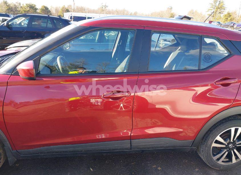 Photo 14 of 2019 Nissan Kicks SV (VIN 3N1CP5CU7KL544458)