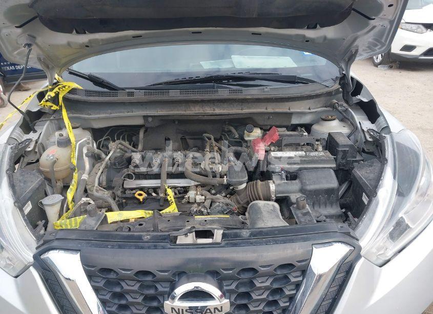 Photo 10 of 2019 Nissan Kicks SV (VIN 3N1CP5CU7KL544735)