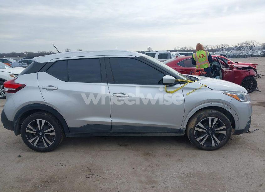 Photo 13 of 2019 Nissan Kicks SV (VIN 3N1CP5CU7KL544735)