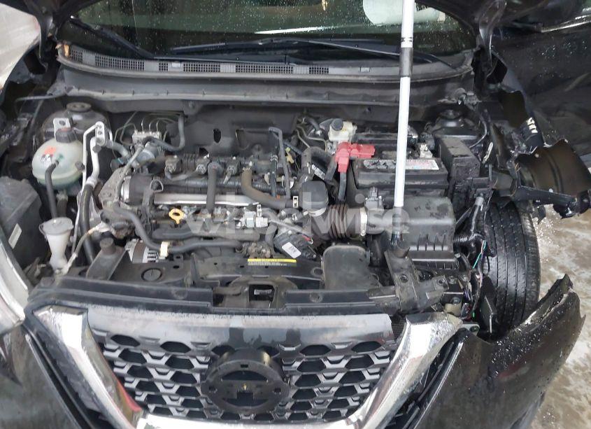 Photo 10 of 2019 Nissan Kicks SV (VIN 3N1CP5CU7KL550163)