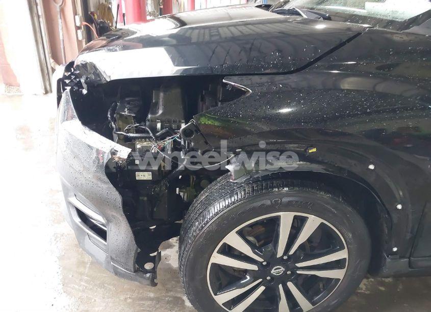 Photo 6 of 2019 Nissan Kicks SV (VIN 3N1CP5CU7KL550163)