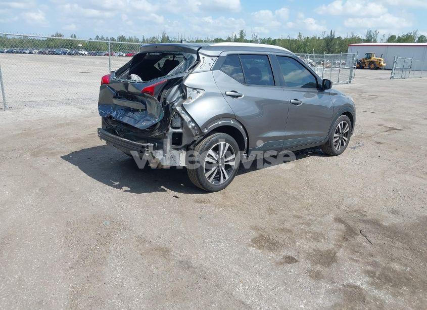 Photo 4 of 2019 Nissan Kicks SV (VIN 3N1CP5CU7KL551975)