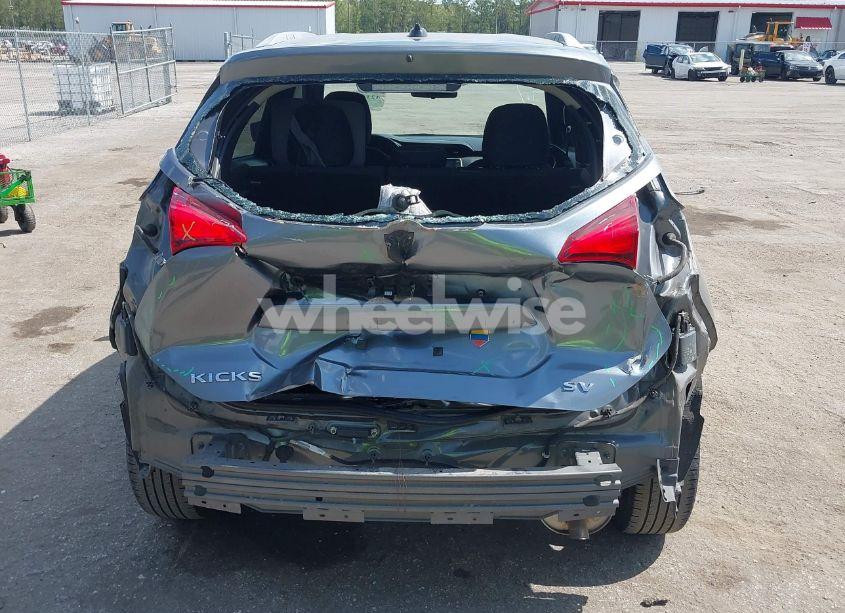 Photo 6 of 2019 Nissan Kicks SV (VIN 3N1CP5CU7KL551975)