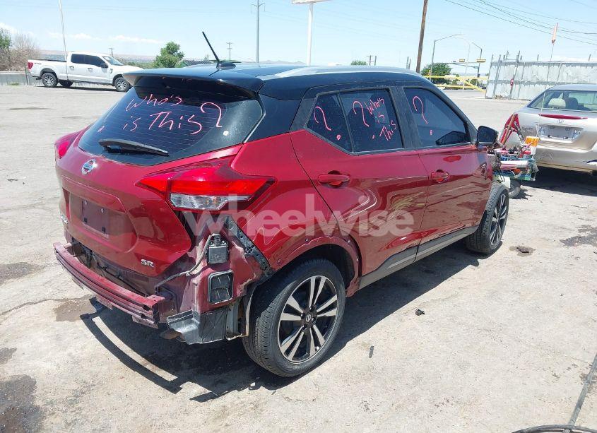 Photo 4 of 2019 Nissan Kicks SR (VIN 3N1CP5CU7KL553290)