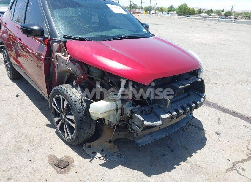 Photo 6 of 2019 Nissan Kicks SR (VIN 3N1CP5CU7KL553290)