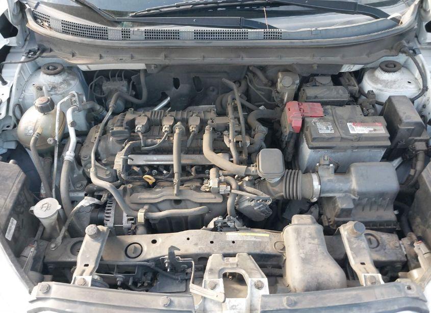 Photo 10 of 2019 Nissan Kicks S (VIN 3N1CP5CU7KL557078)