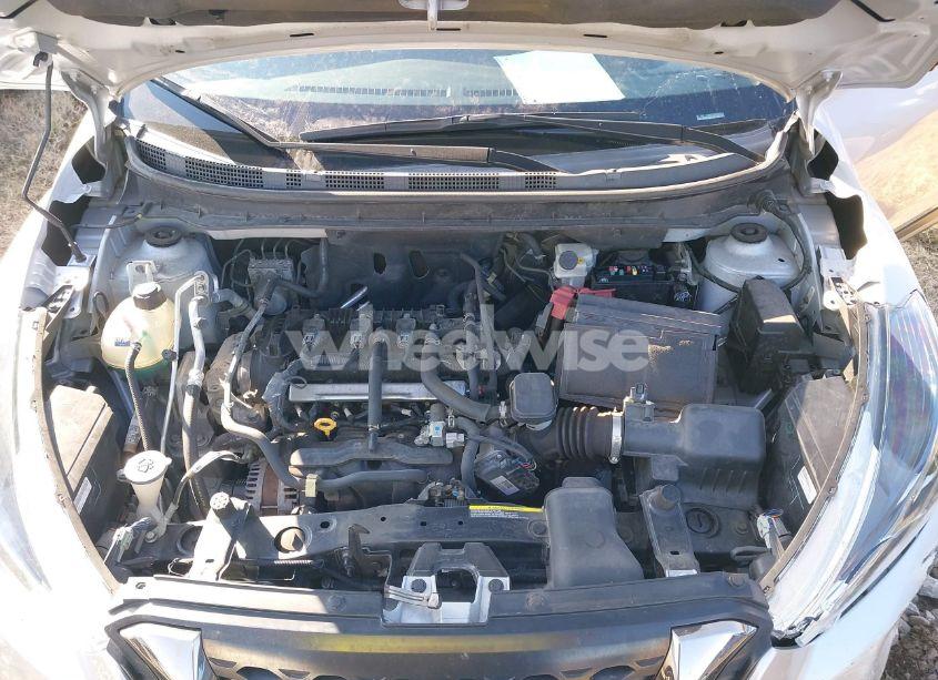 Photo 10 of 2019 Nissan Kicks SR (VIN 3N1CP5CU7KL561275)