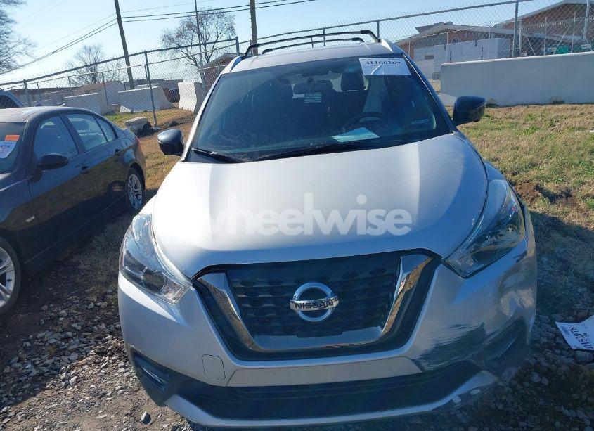 Photo 12 of 2019 Nissan Kicks SR (VIN 3N1CP5CU7KL561275)