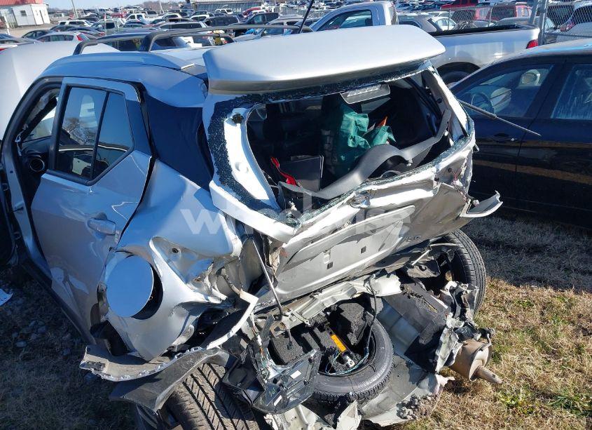 Photo 6 of 2019 Nissan Kicks SR (VIN 3N1CP5CU7KL561275)