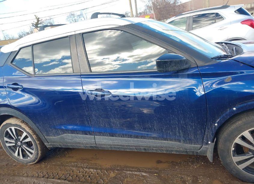 Photo 13 of 2018 Nissan Kicks SV (VIN 3N1CP5CU8JL518157)