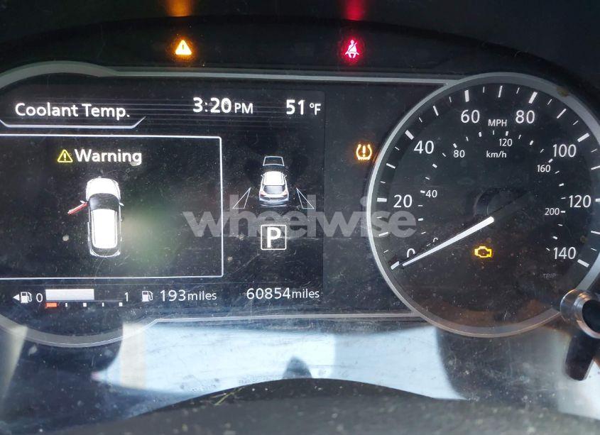 Photo 15 of 2018 Nissan Kicks SV (VIN 3N1CP5CU8JL518157)