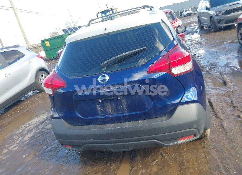 Photo 16 of 2018 Nissan Kicks SV (VIN 3N1CP5CU8JL518157)