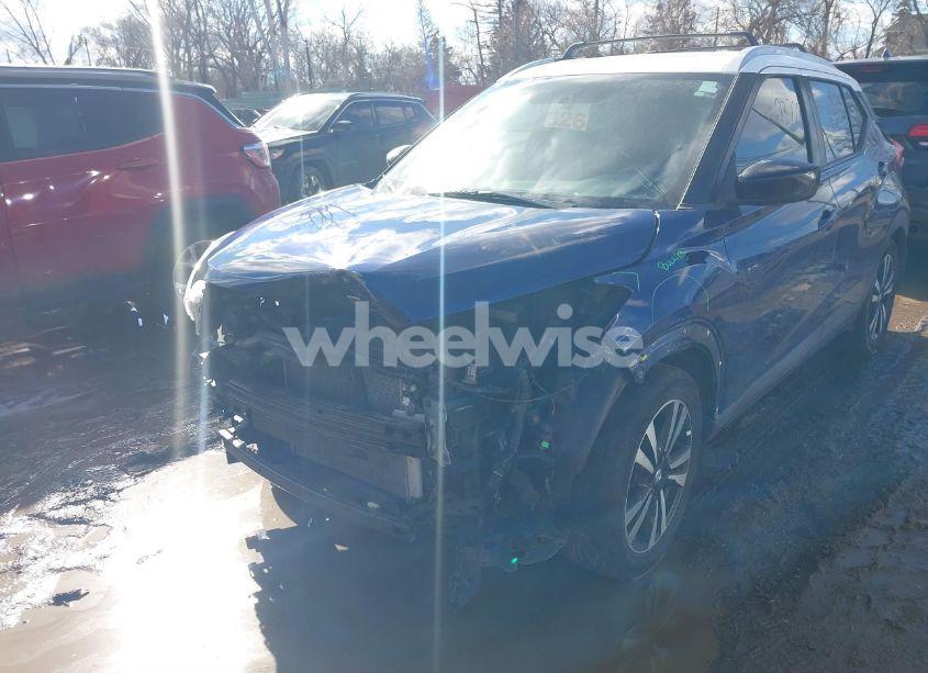 Photo 6 of 2018 Nissan Kicks SV (VIN 3N1CP5CU8JL518157)