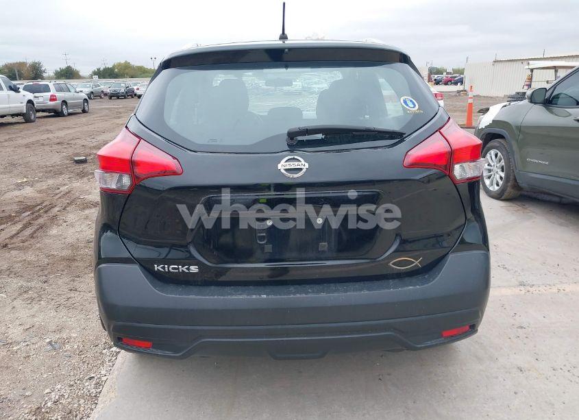 Photo 16 of 2019 Nissan Kicks S (VIN 3N1CP5CU8KL533193)