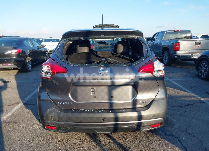 Photo 12 of 2019 Nissan Kicks SR (VIN 3N1CP5CU8KL539317)