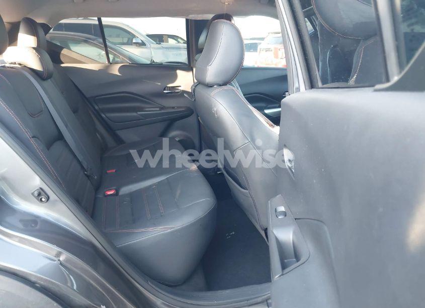 Photo 8 of 2019 Nissan Kicks SR (VIN 3N1CP5CU8KL539317)