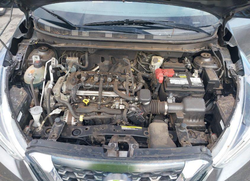 Photo 10 of 2019 Nissan Kicks SV (VIN 3N1CP5CU8KL555257)