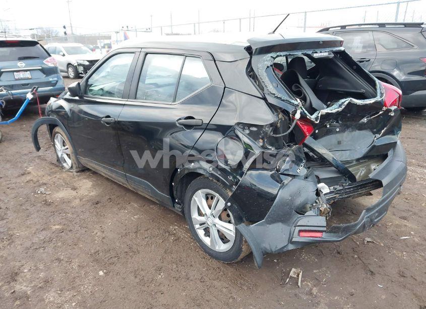 Photo 6 of 2019 Nissan Kicks S (VIN 3N1CP5CU8KL564248)