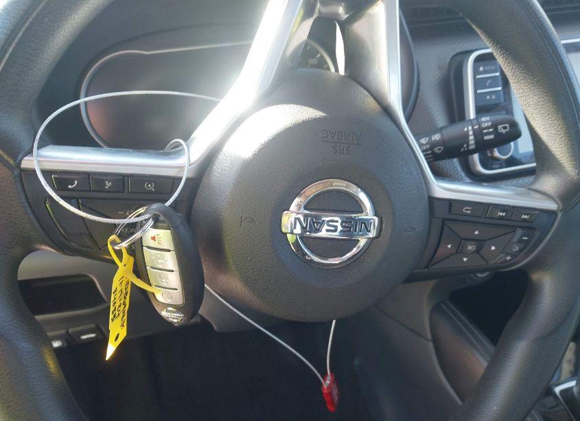 Photo 11 of 2018 Nissan Kicks SV (VIN 3N1CP5CU9JL501402)