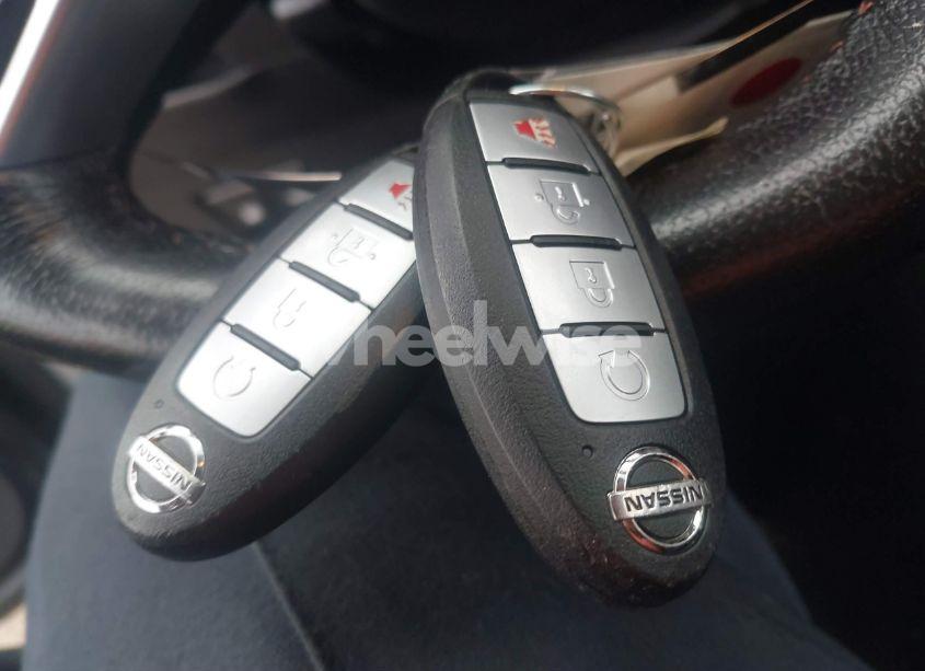 Photo 11 of 2018 Nissan Kicks SR (VIN 3N1CP5CU9JL527739)