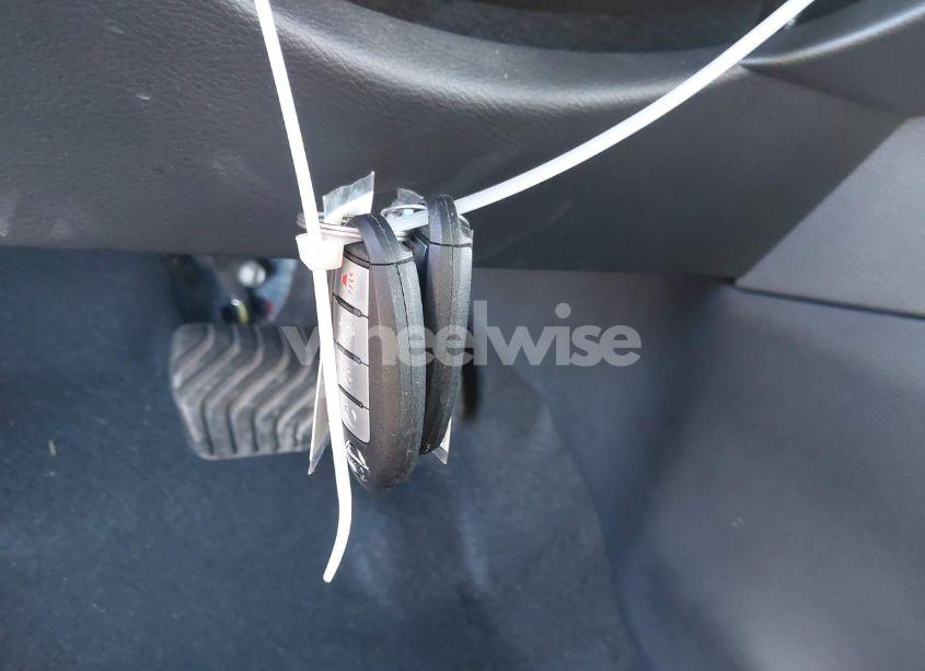 Photo 11 of 2018 Nissan Kicks SV (VIN 3N1CP5CU9JL537106)