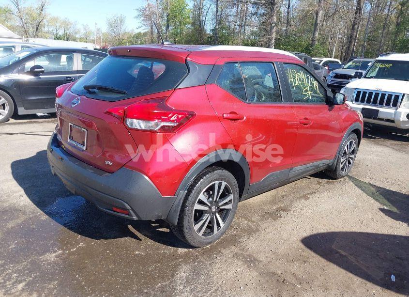 Photo 4 of 2018 Nissan Kicks SV (VIN 3N1CP5CU9JL537106)