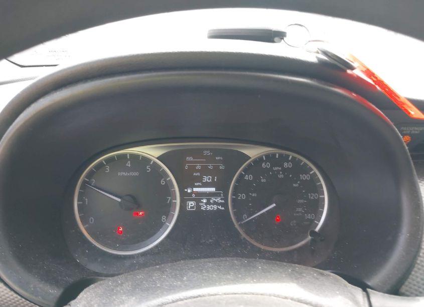 Photo 7 of 2019 Nissan Kicks S (VIN 3N1CP5CU9KL470525)