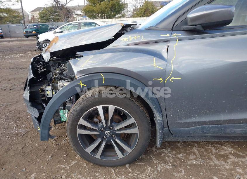 Photo 18 of 2019 Nissan Kicks SV (VIN 3N1CP5CU9KL503071)