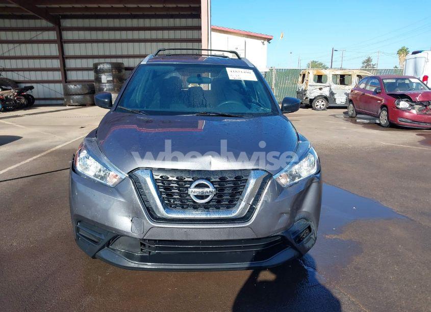 Photo 12 of 2019 Nissan Kicks S (VIN 3N1CP5CU9KL505032)