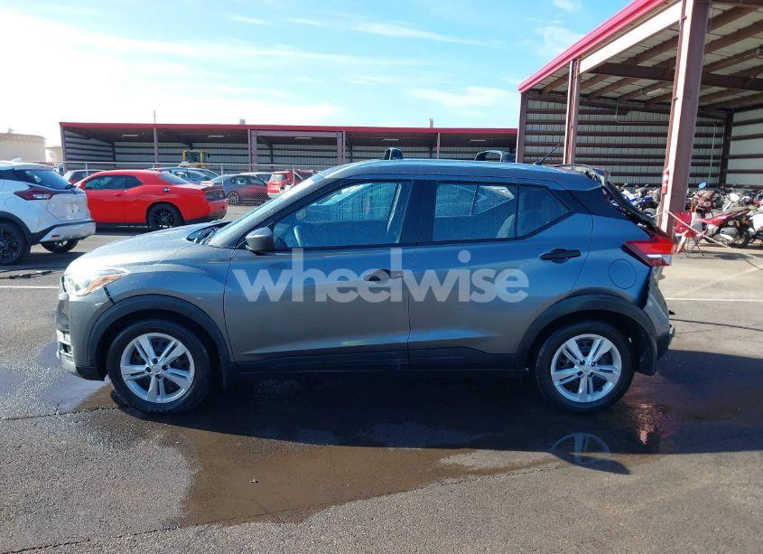 Photo 14 of 2019 Nissan Kicks S (VIN 3N1CP5CU9KL505032)