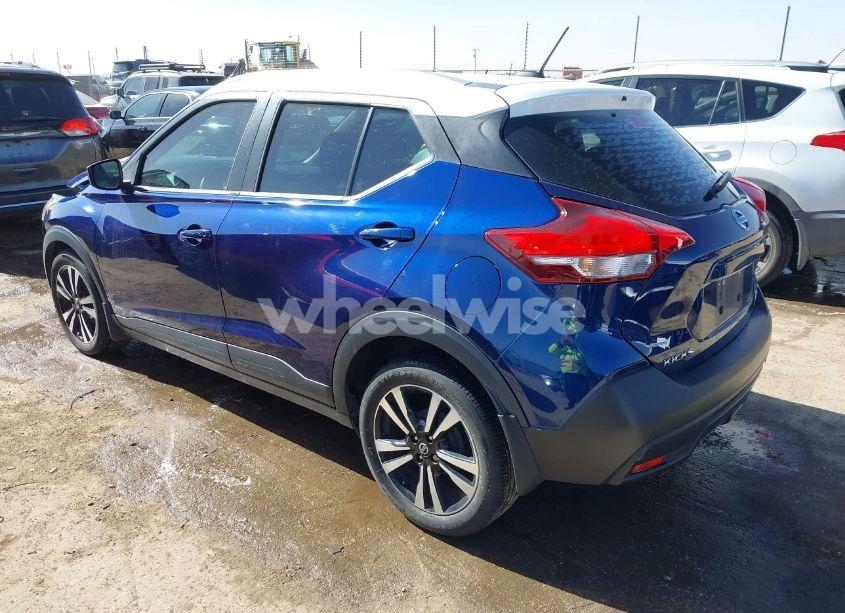 Photo 3 of 2019 Nissan Kicks SV (VIN 3N1CP5CU9KL507167)