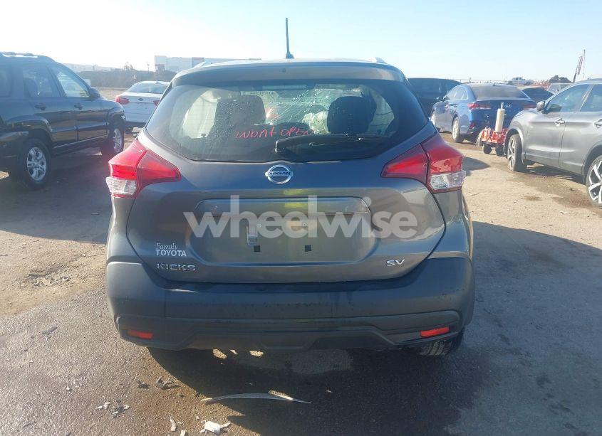 Photo 16 of 2019 Nissan Kicks SV (VIN 3N1CP5CU9KL507217)