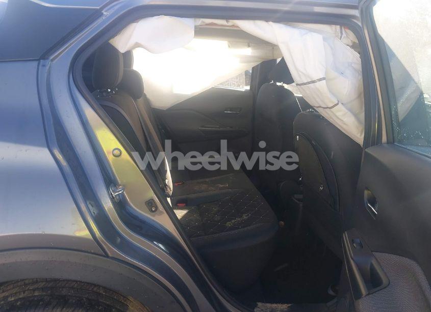 Photo 8 of 2019 Nissan Kicks SV (VIN 3N1CP5CU9KL507217)