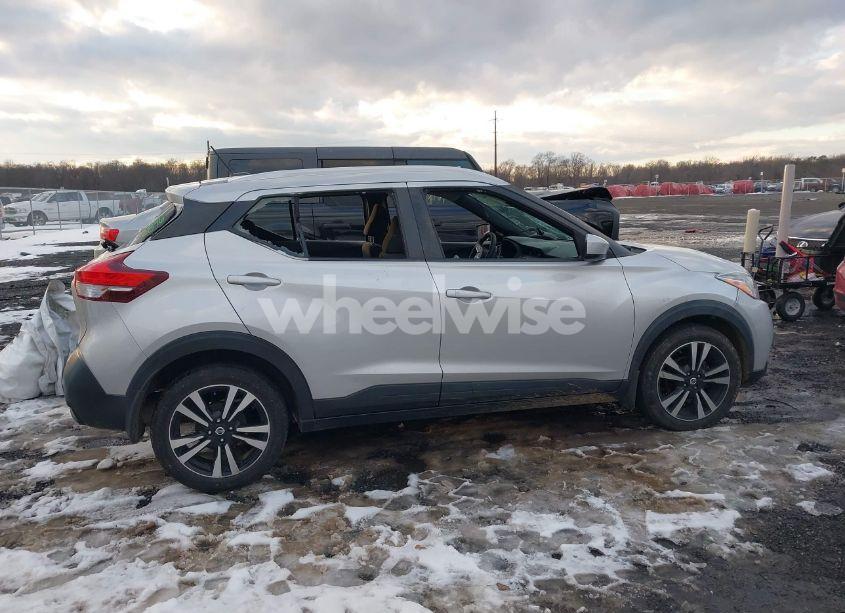 Photo 13 of 2019 Nissan Kicks SV (VIN 3N1CP5CU9KL508657)