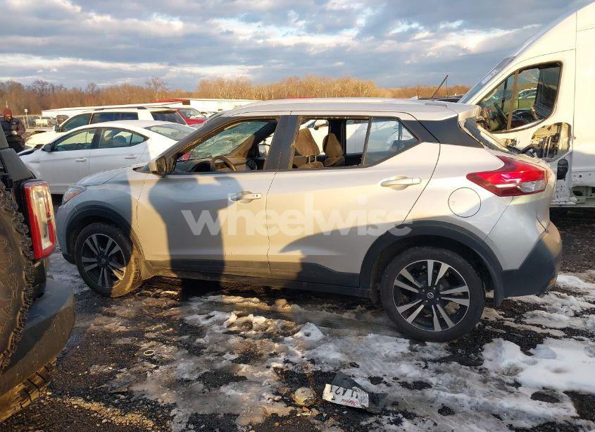 Photo 14 of 2019 Nissan Kicks SV (VIN 3N1CP5CU9KL508657)