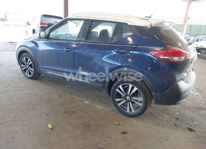 Photo 3 of 2019 Nissan Kicks SR (VIN 3N1CP5CU9KL518895)