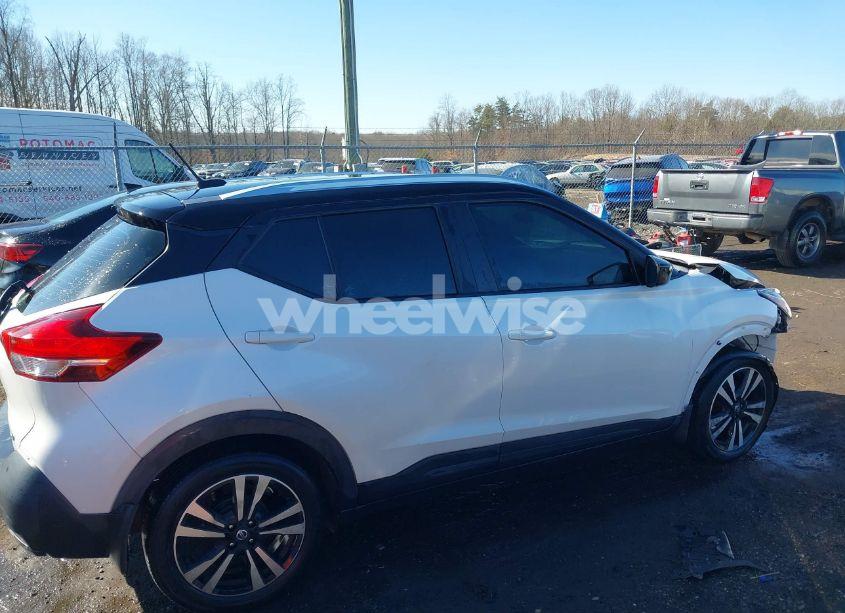 Photo 14 of 2018 Nissan Kicks SV (VIN 3N1CP5CUXJL522288)