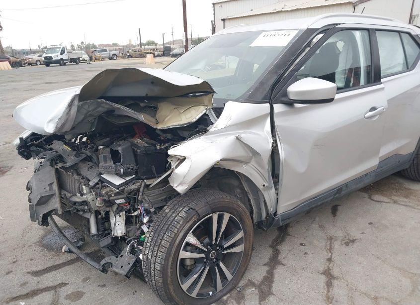 Photo 6 of 2018 Nissan Kicks SV (VIN 3N1CP5CUXJL522436)