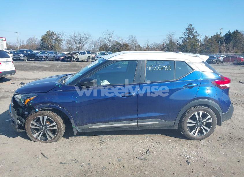 Photo 14 of 2018 Nissan Kicks SR (VIN 3N1CP5CUXJL525112)