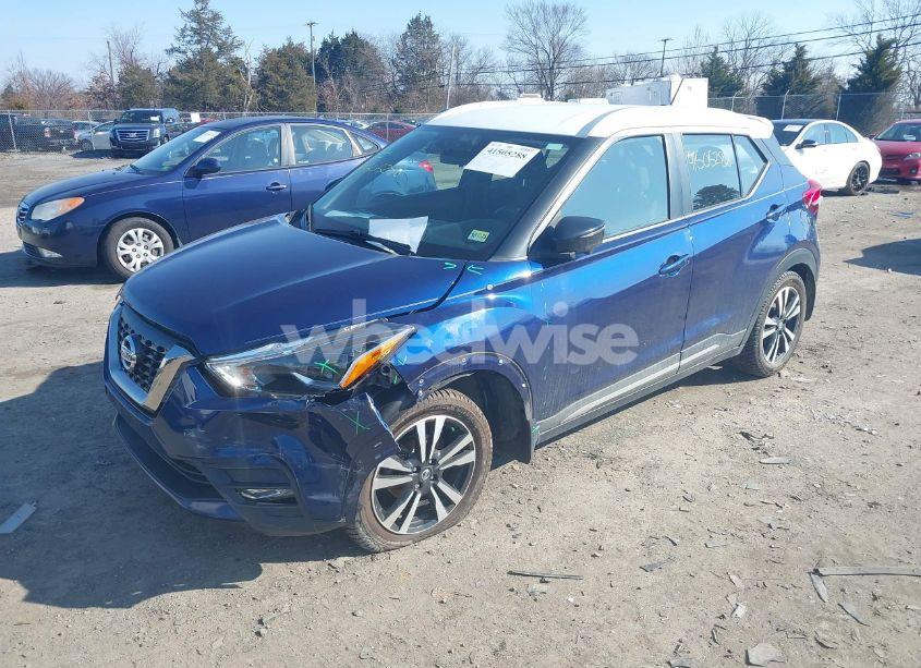 Photo 2 of 2018 Nissan Kicks SR (VIN 3N1CP5CUXJL525112)