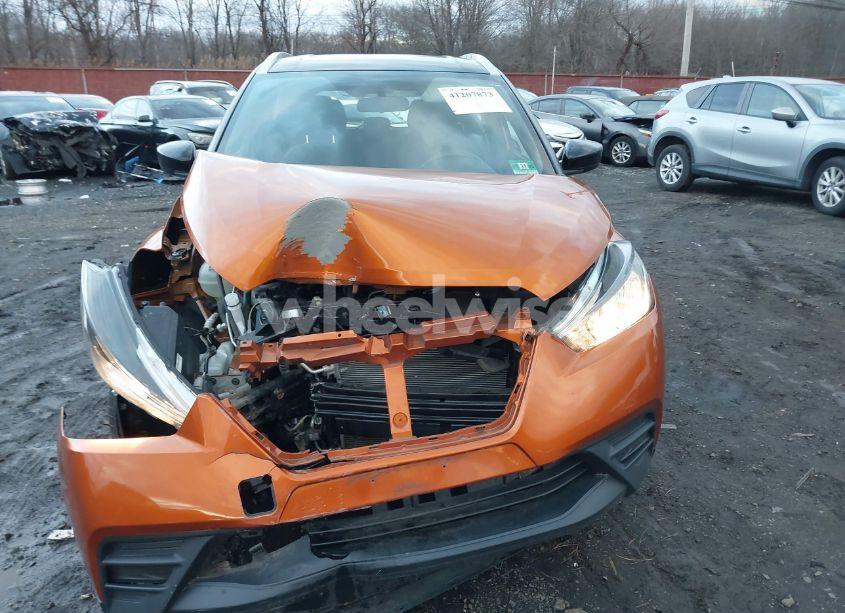 Photo 12 of 2018 Nissan Kicks SV (VIN 3N1CP5CUXJL526793)