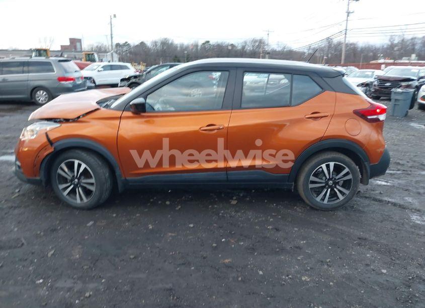 Photo 14 of 2018 Nissan Kicks SV (VIN 3N1CP5CUXJL526793)