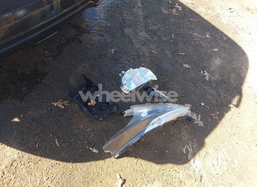 Photo 12 of 2018 Nissan Kicks S (VIN 3N1CP5CUXJL531685)