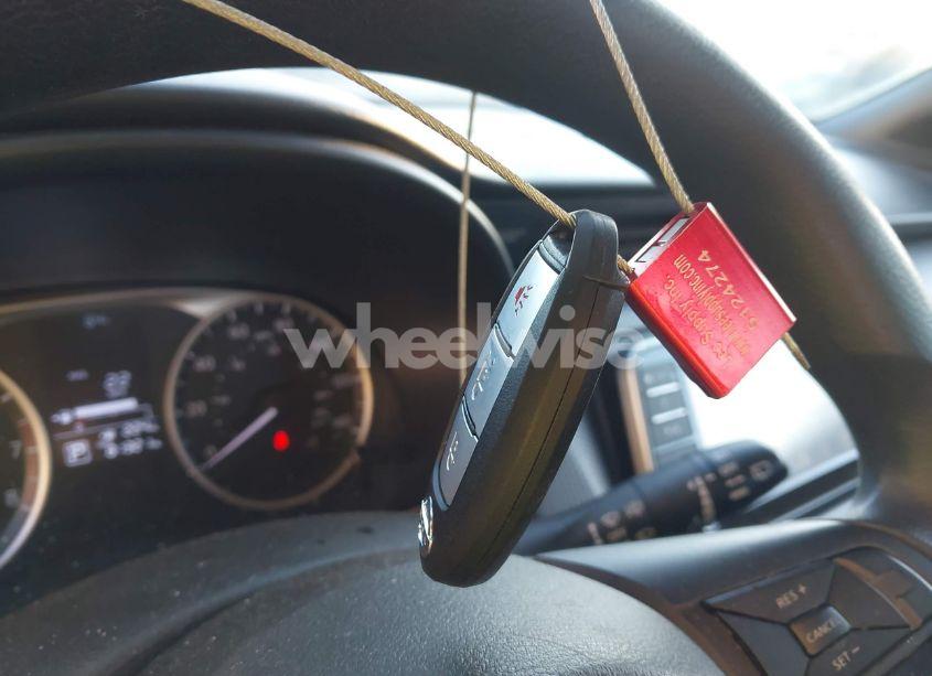 Photo 11 of 2018 Nissan Kicks S (VIN 3N1CP5CUXJL533646)