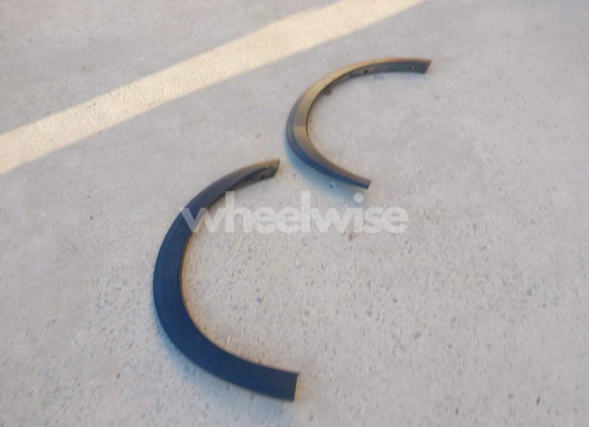 Photo 12 of 2018 Nissan Kicks S (VIN 3N1CP5CUXJL533646)