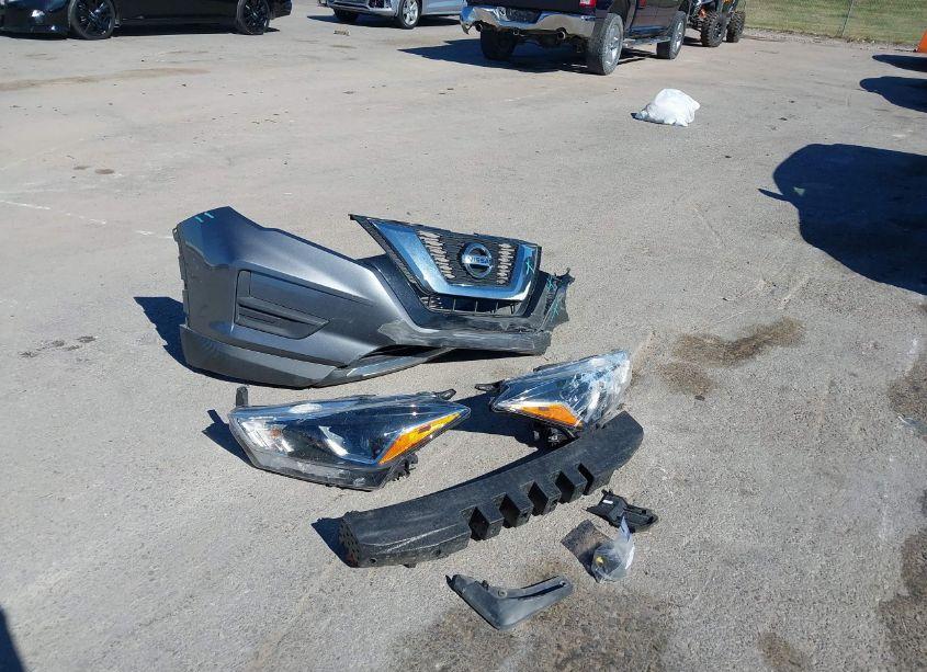 Photo 12 of 2019 Nissan Kicks SR (VIN 3N1CP5CUXKL480478)