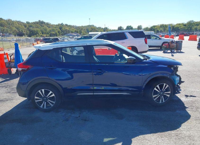 Photo 14 of 2019 Nissan Kicks SR (VIN 3N1CP5CUXKL480478)