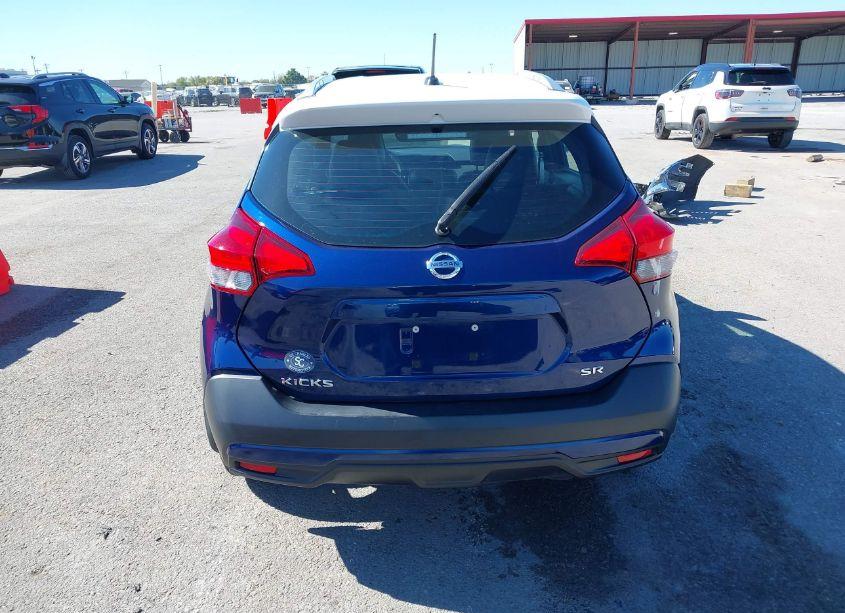 Photo 17 of 2019 Nissan Kicks SR (VIN 3N1CP5CUXKL480478)